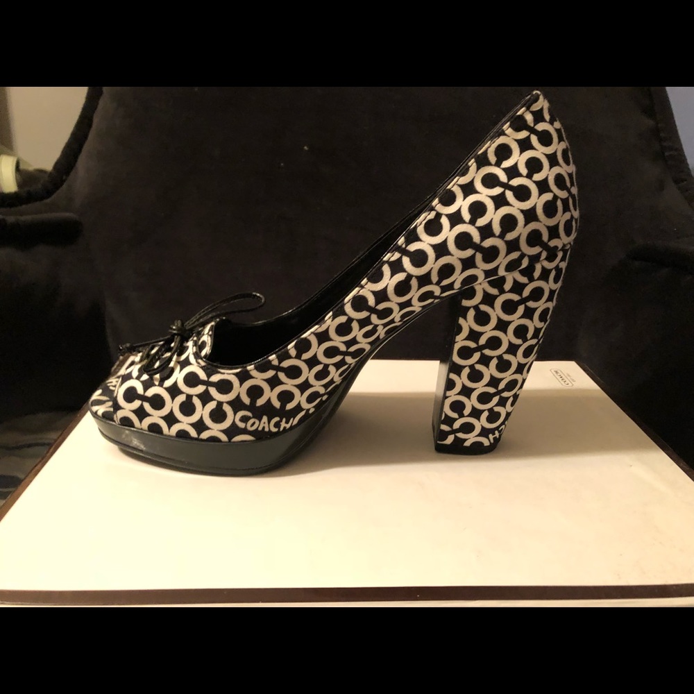 Size 6 coach heels